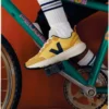 Canary Elastic Laces Alveomesh Tonic Black Canary Elastic Laces Alveomesh Tonic Black