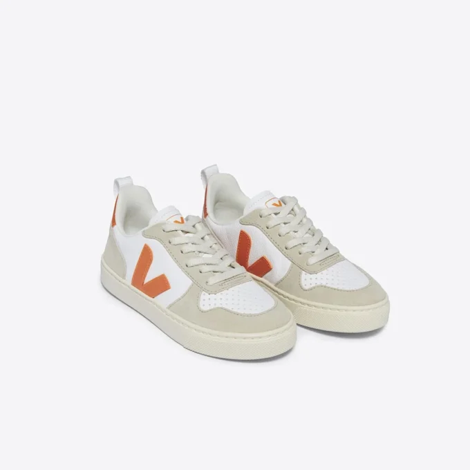 V-10 Leather White Fury Almond V-10 Leather White Fury Almond