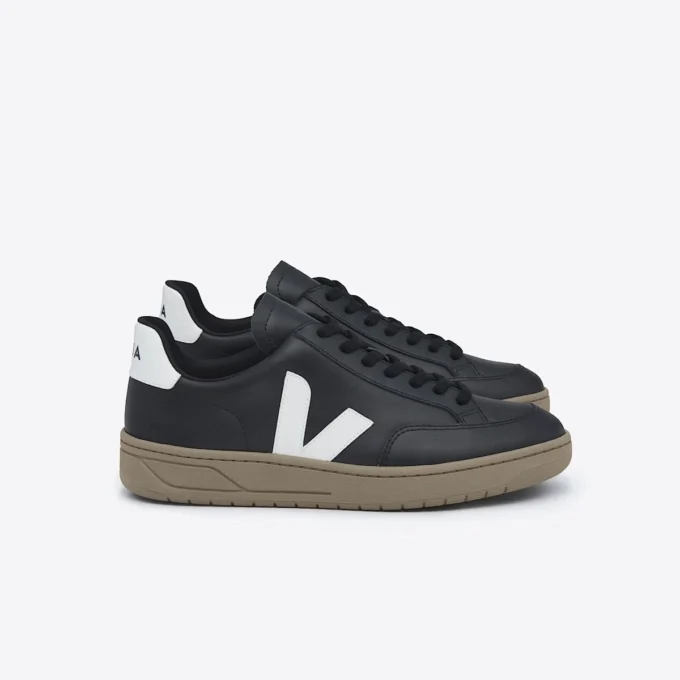 V-12 Leather Black Dune V-12 Leather Black Dune