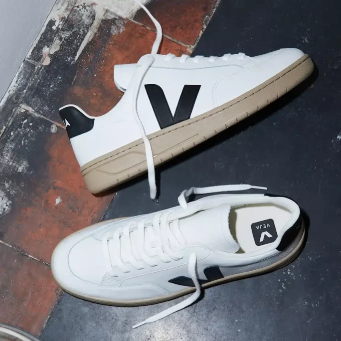 V-12 Leather White Black Dune V-12 Leather White Black Dune