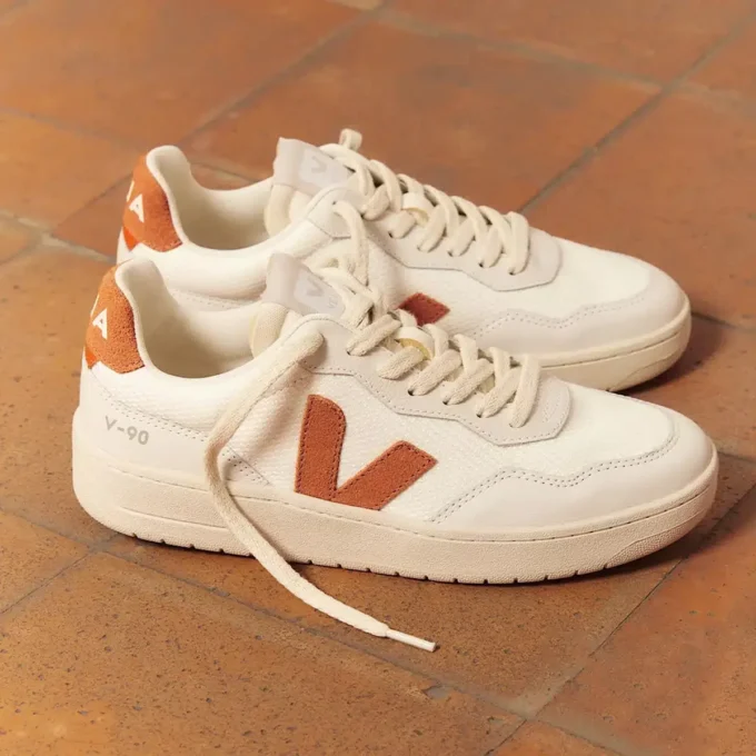 V-90 B-Mesh White Umber V-90 B-Mesh White Umber