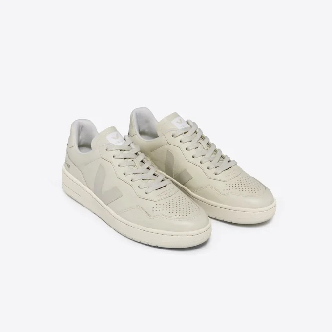 V-90 Leather Cashew Pierre V-90 Leather Cashew Pierre