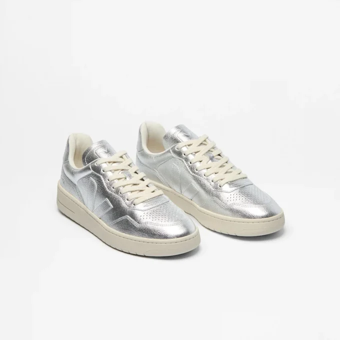 V-90 Leather Silver V-90 Leather Silver