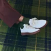 V-90 Leather White Pierre Almond V-90 Leather White Pierre Almond