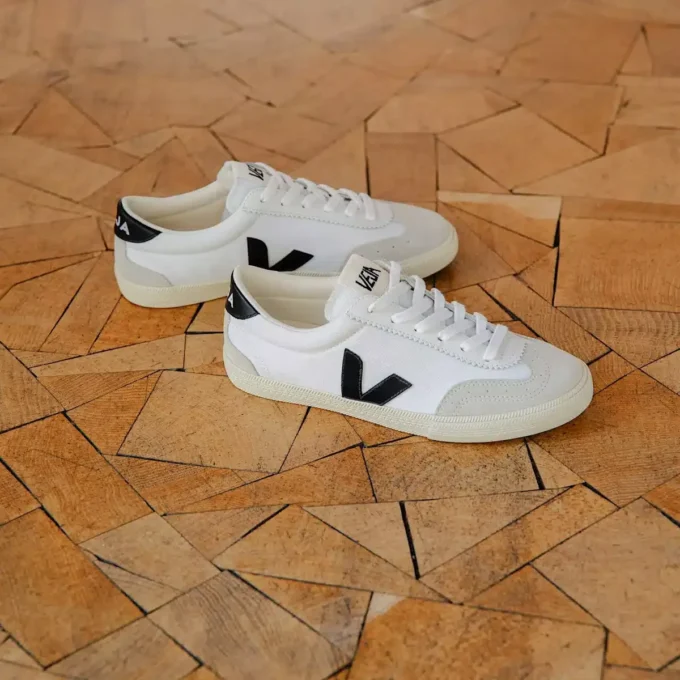 Volley Canvas White Black Volley Canvas White Black