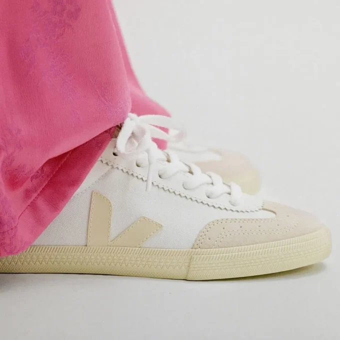 Volley Canvas White Pierre Volley Canvas White Pierre