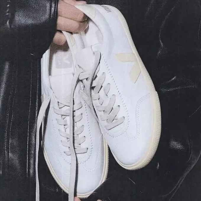 Volley Signature Leather White Calcaire Volley Signature Leather White Calcaire
